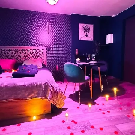 Apartment L' Orientale / Jacuzzi / Sauna *