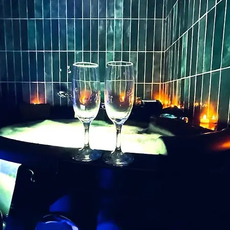Apartment L' Orientale / Jacuzzi / Sauna *