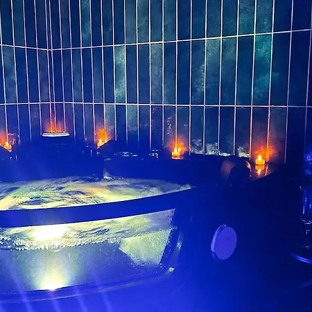 Apartment L' Orientale / Jacuzzi / Sauna