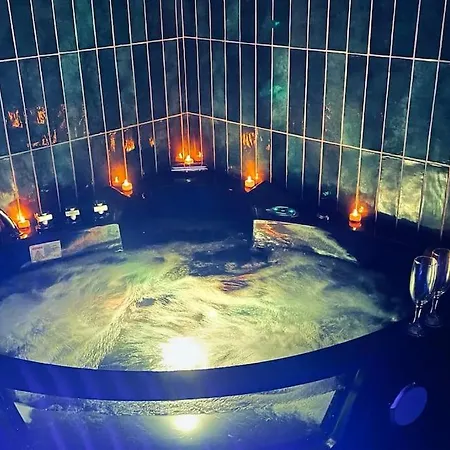 Apartment L' Orientale / Jacuzzi / Sauna