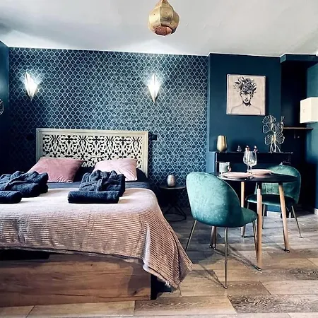 Apartment L' Orientale / Jacuzzi / Sauna *
